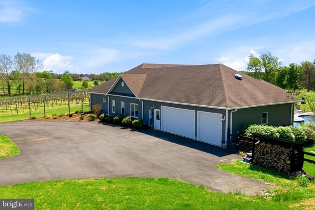 38593 DAYMONT LN, Waterford, VA 20197