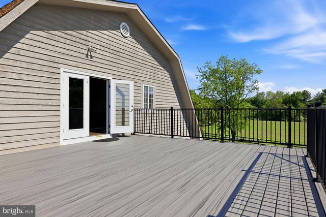 38593 DAYMONT LN, Waterford, VA 20197