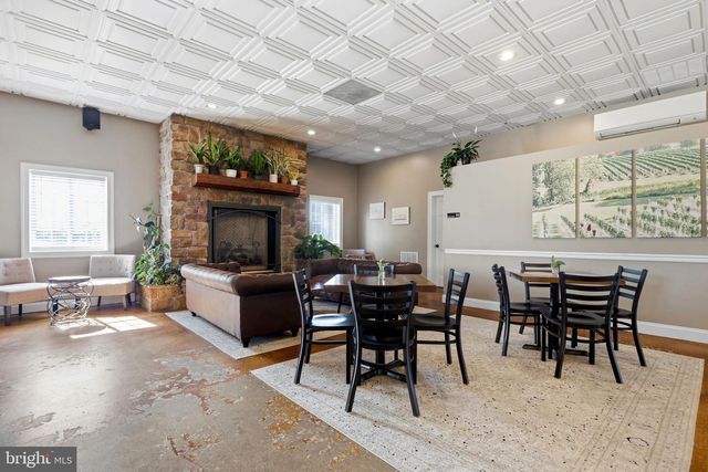 38593 DAYMONT LN, Waterford, VA 20197