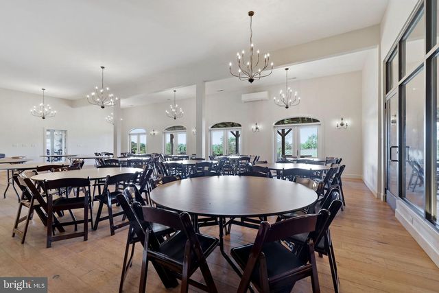 38593 DAYMONT LN, Waterford, VA 20197