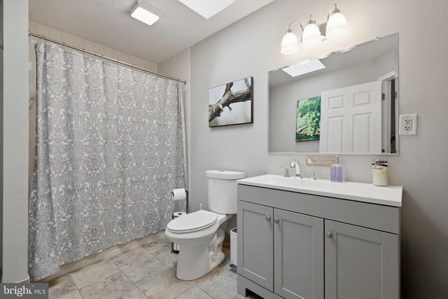 38593 DAYMONT LN, Waterford, VA 20197