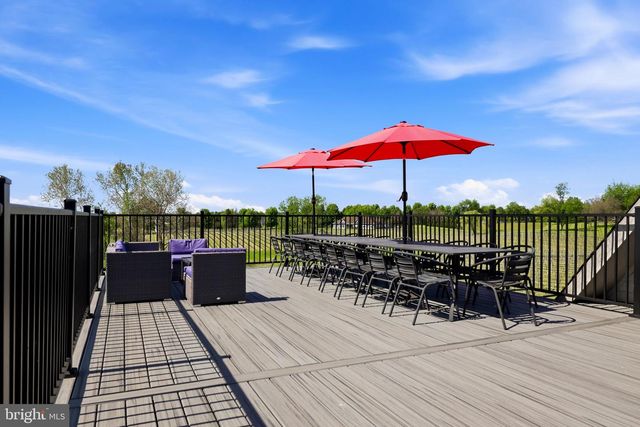 38593 DAYMONT LN, Waterford, VA 20197