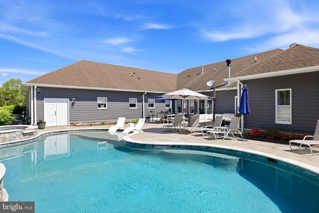 38593 DAYMONT LN, Waterford, VA 20197
