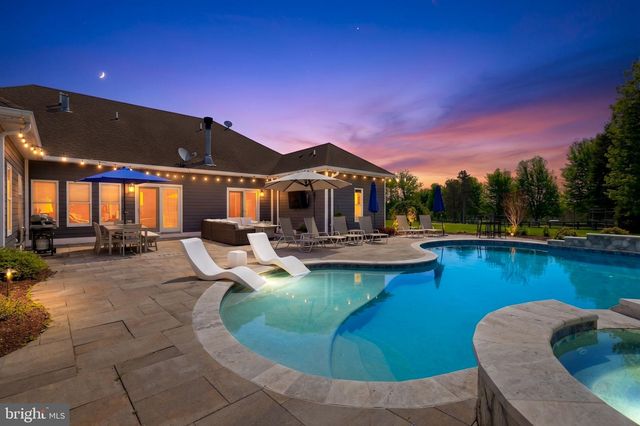 38593 DAYMONT LN, Waterford, VA 20197