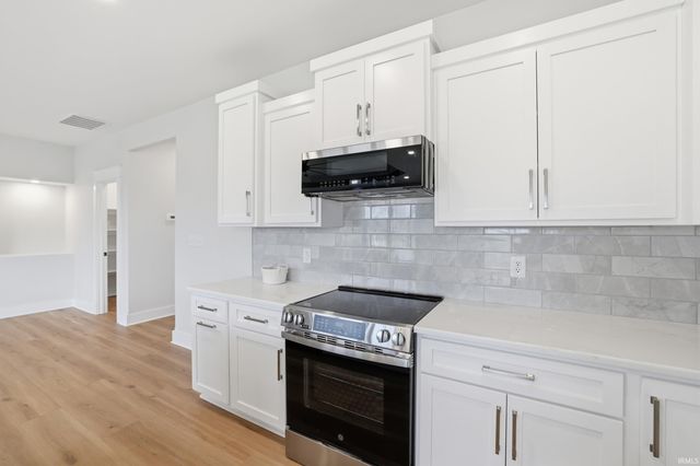 7603 W Julia Drive, Ellettsville, IN 47429