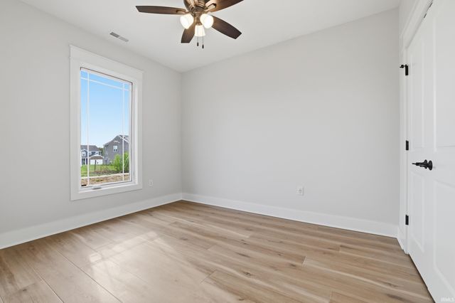 7603 W Julia Drive, Ellettsville, IN 47429