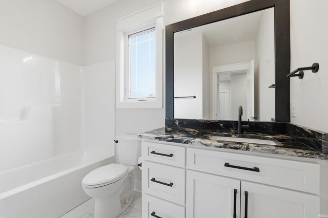 7603 W Julia Drive, Ellettsville, IN 47429