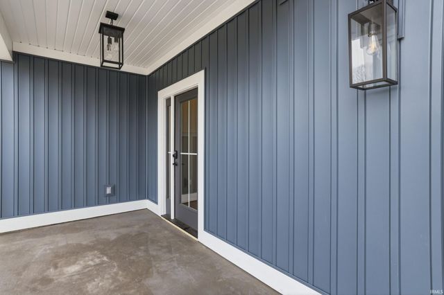 7603 W Julia Drive, Ellettsville, IN 47429