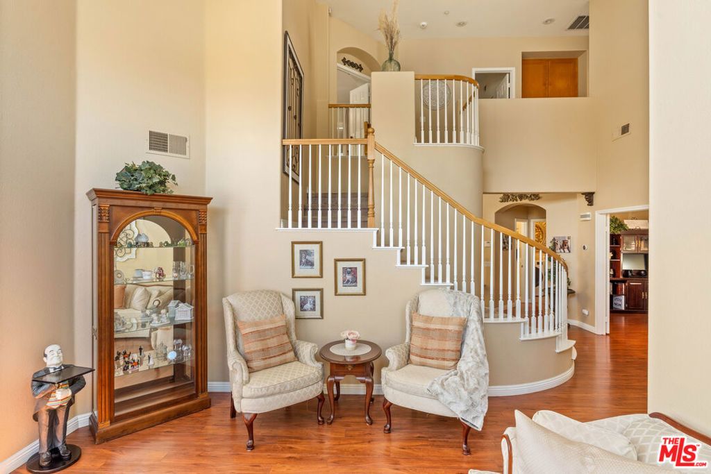 Image 10 of property listing at 14834 Shetland Lane, Fontana, CA 92336