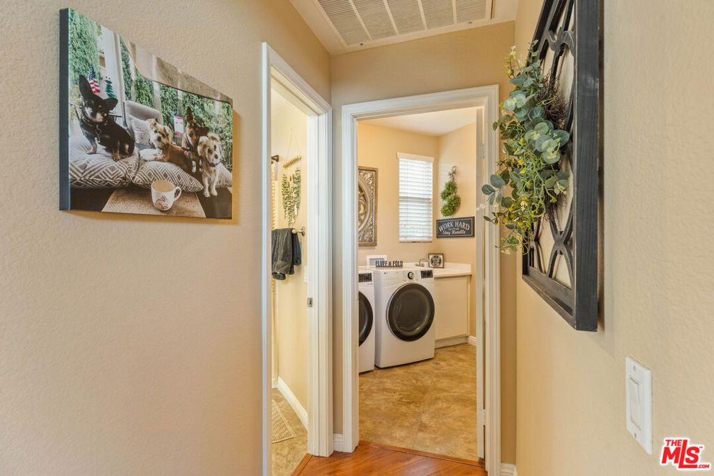 Image 23 of property listing at 14834 Shetland Lane, Fontana, CA 92336