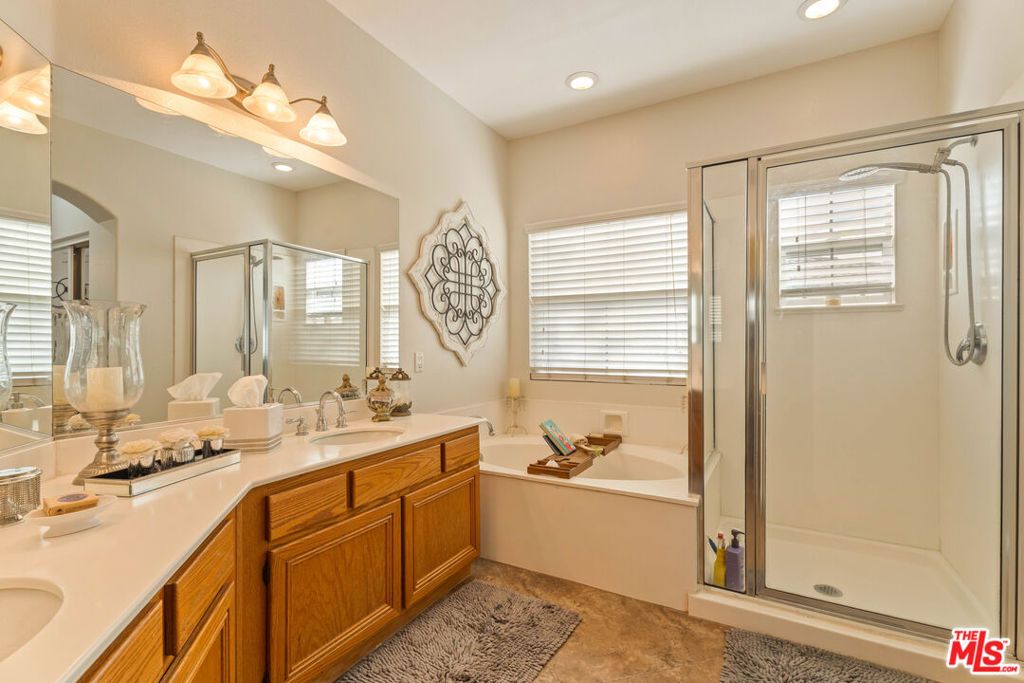 Image 28 of property listing at 14834 Shetland Lane, Fontana, CA 92336