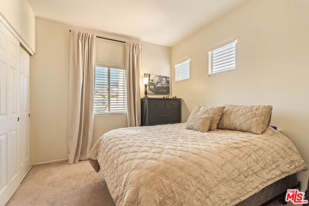 Image 33 of property listing at 14834 Shetland Lane, Fontana, CA 92336