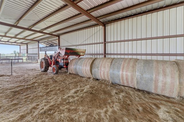 911 Mcvoid Road, Springtown, TX 76082