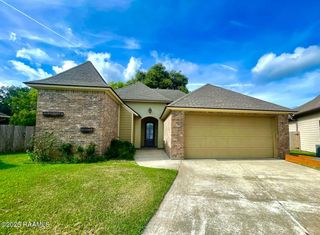 115 Barataria Bay Point, Lafayette, LA 70508