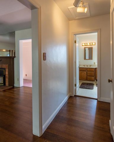 1501 Vancouver Avenue, Burlingame, CA 94010