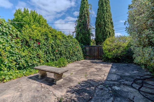 1501 Vancouver Avenue, Burlingame, CA 94010