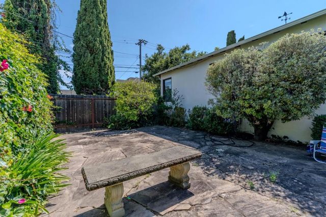 1501 Vancouver Avenue, Burlingame, CA 94010