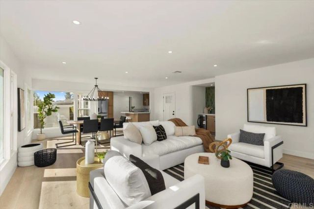 874 Hacienda Drive, El Cajon, CA 92020