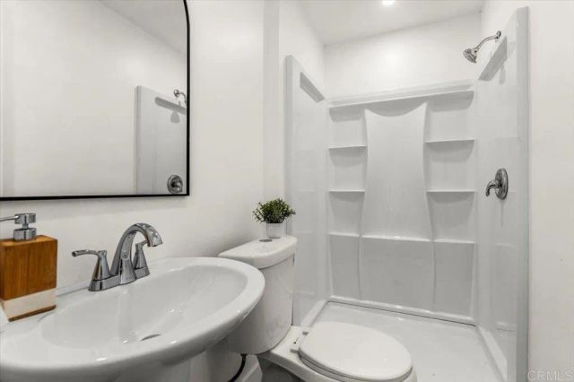 874 Hacienda Drive, El Cajon, CA 92020