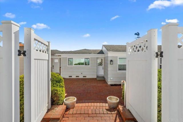 874 Hacienda Drive, El Cajon, CA 92020