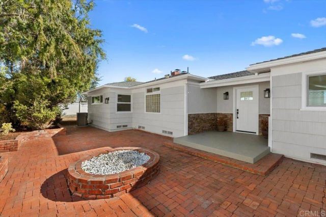 874 Hacienda Drive, El Cajon, CA 92020