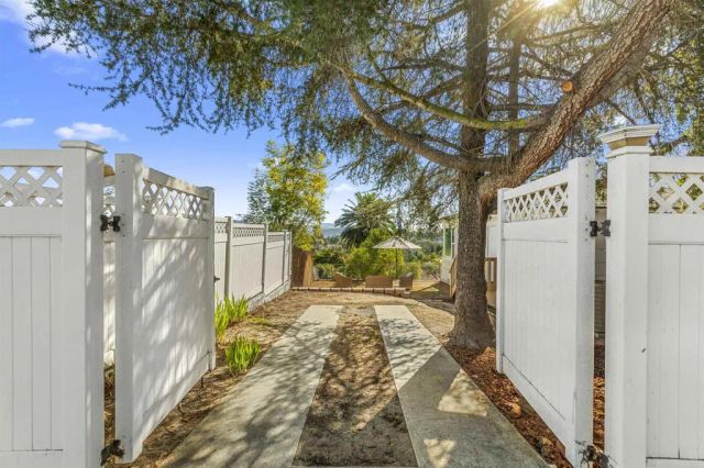 874 Hacienda Drive, El Cajon, CA 92020