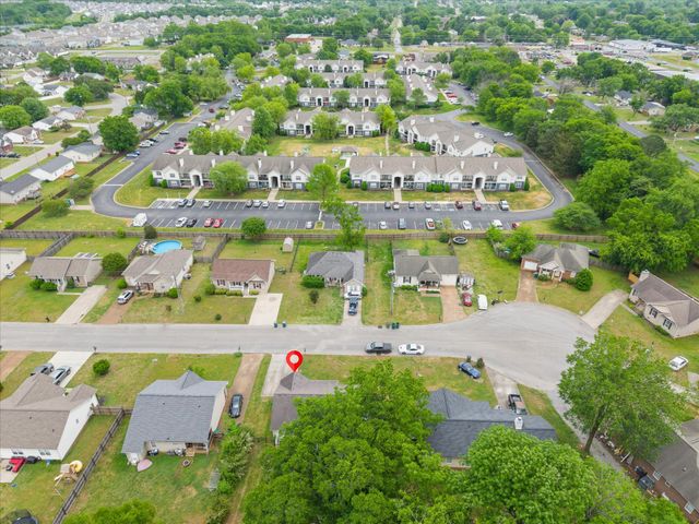1362 Piercy Ct, Lebanon, TN 37087