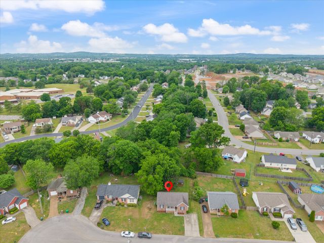 1362 Piercy Ct, Lebanon, TN 37087