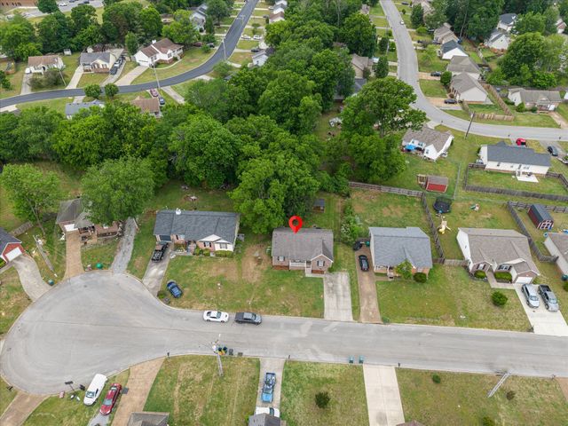 1362 Piercy Ct, Lebanon, TN 37087