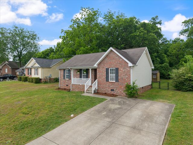 1362 Piercy Ct, Lebanon, TN 37087