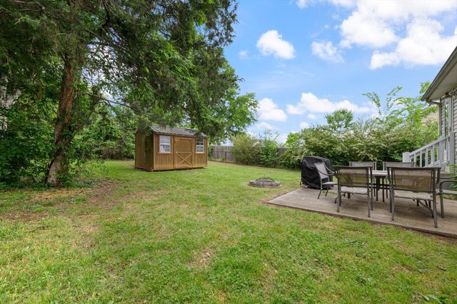 1362 Piercy Ct, Lebanon, TN 37087