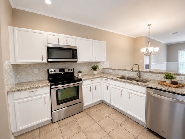 705 Lone Pine Drive, Little Elm, TX 75068
