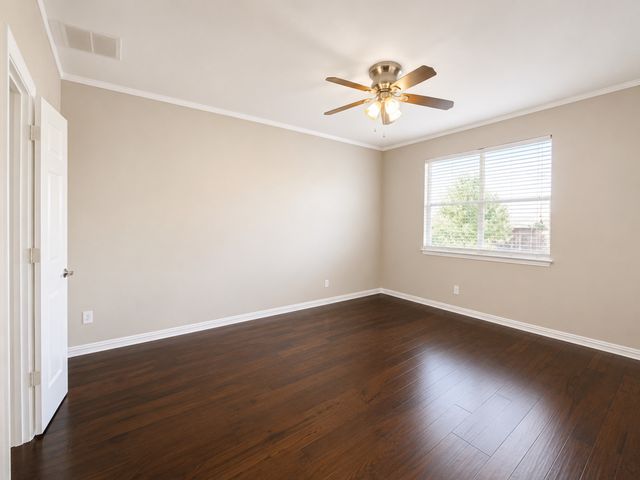 705 Lone Pine Drive, Little Elm, TX 75068