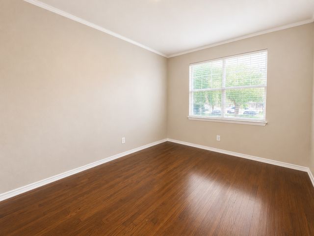 705 Lone Pine Drive, Little Elm, TX 75068