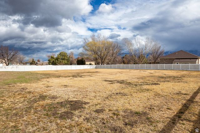13933 S WHITE TAIL CV, Bluffdale, UT 84065