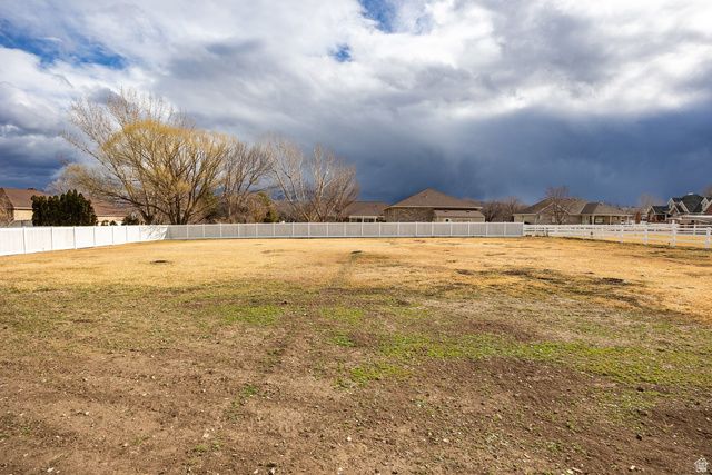 13933 S WHITE TAIL CV, Bluffdale, UT 84065