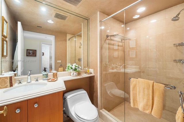 17875 Collins Ave 4103, Sunny Isles Beach, FL 33160