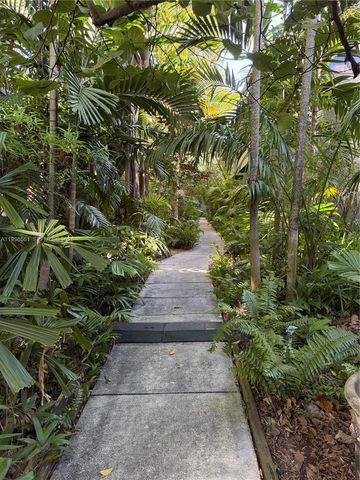 1000 N River Drive 20, Miami, FL 33136