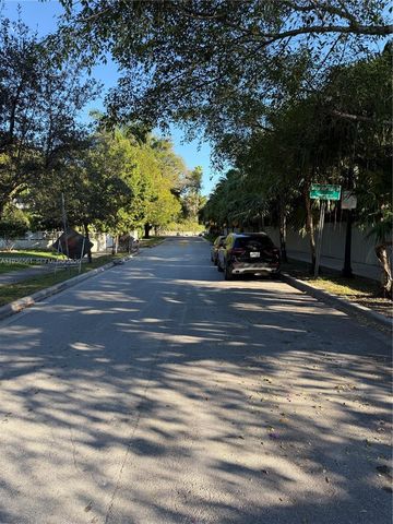 1000 N River Drive 20, Miami, FL 33136