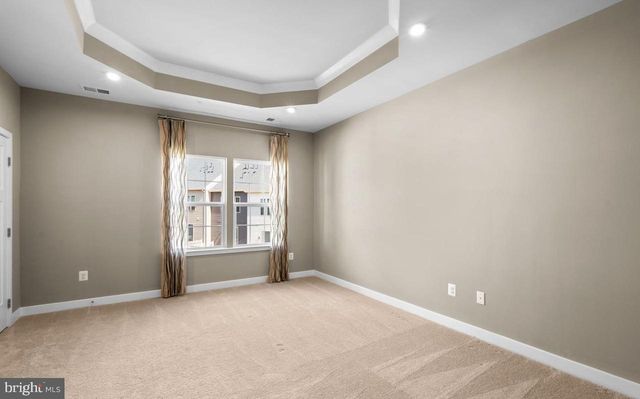 100 BETHLEHEM PL, Brooklyn, MD 21225