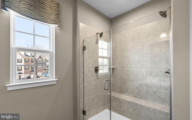 100 BETHLEHEM PL, Brooklyn, MD 21225