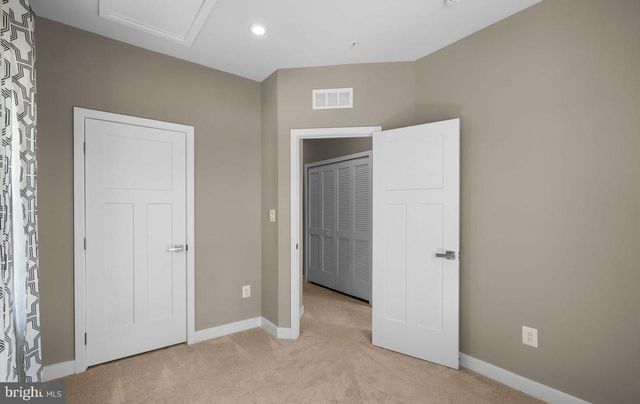 100 BETHLEHEM PL, Brooklyn, MD 21225