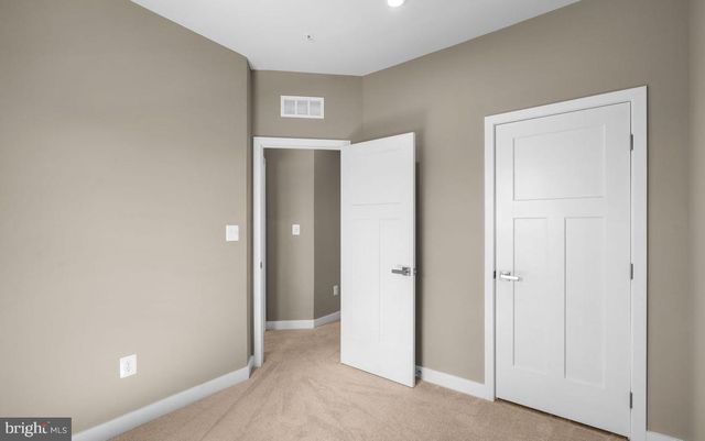 100 BETHLEHEM PL, Brooklyn, MD 21225