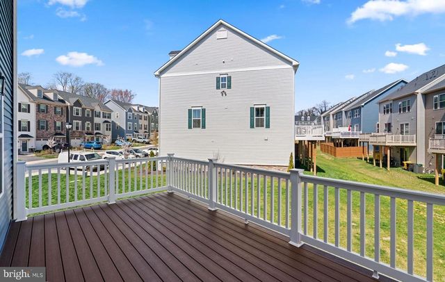 100 BETHLEHEM PL, Brooklyn, MD 21225