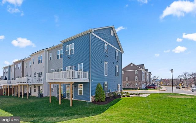 100 BETHLEHEM PL, Brooklyn, MD 21225