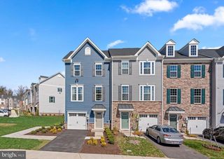 100 BETHLEHEM PL, Brooklyn, MD 21225