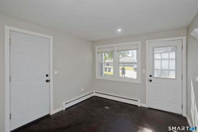 10 Wesley Road, East Windsor, CT 06016