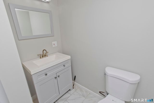 10 Wesley Road, East Windsor, CT 06016