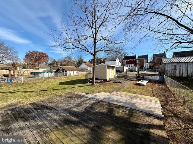 662 SPRUCE ST, Pottstown, PA 19464