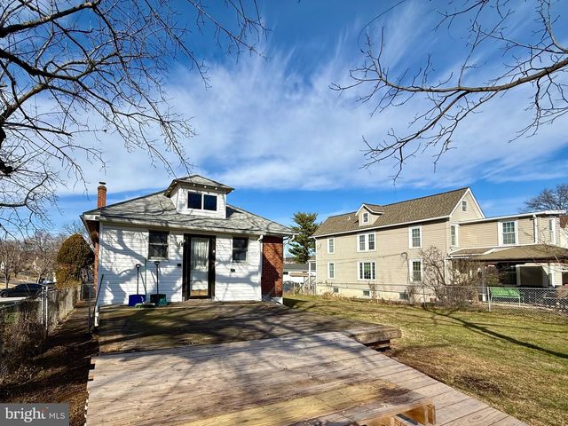 662 SPRUCE ST, Pottstown, PA 19464